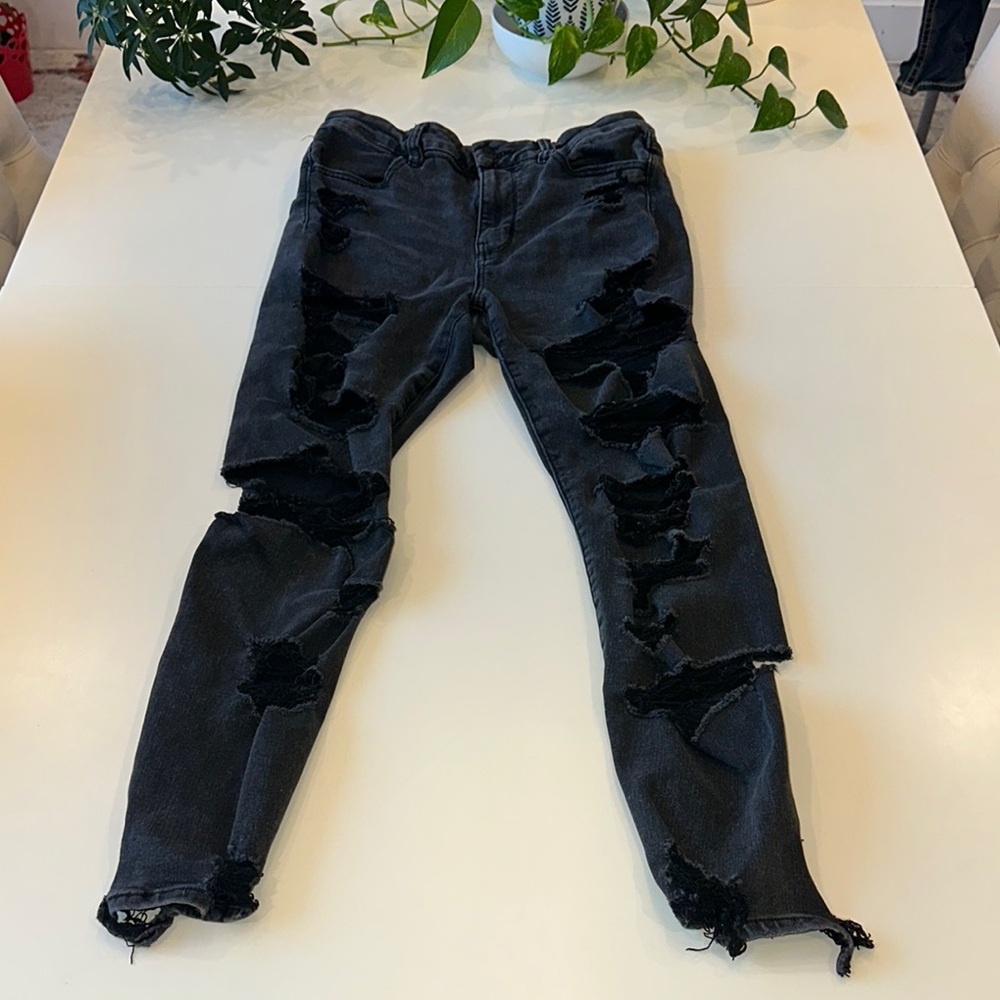 American Eagle Distressed Black Denim Jeans